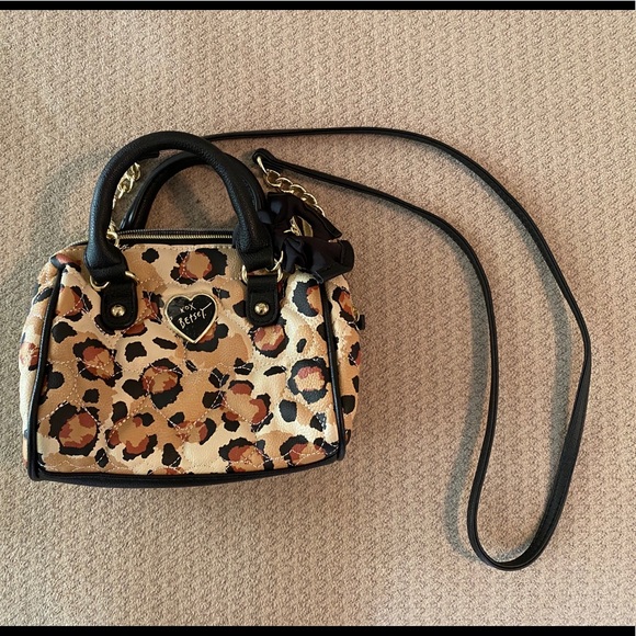Betsey Johnson Mini Bag - Picture 3 of 3